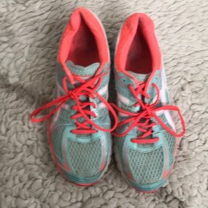 Asics running shoe barely worn